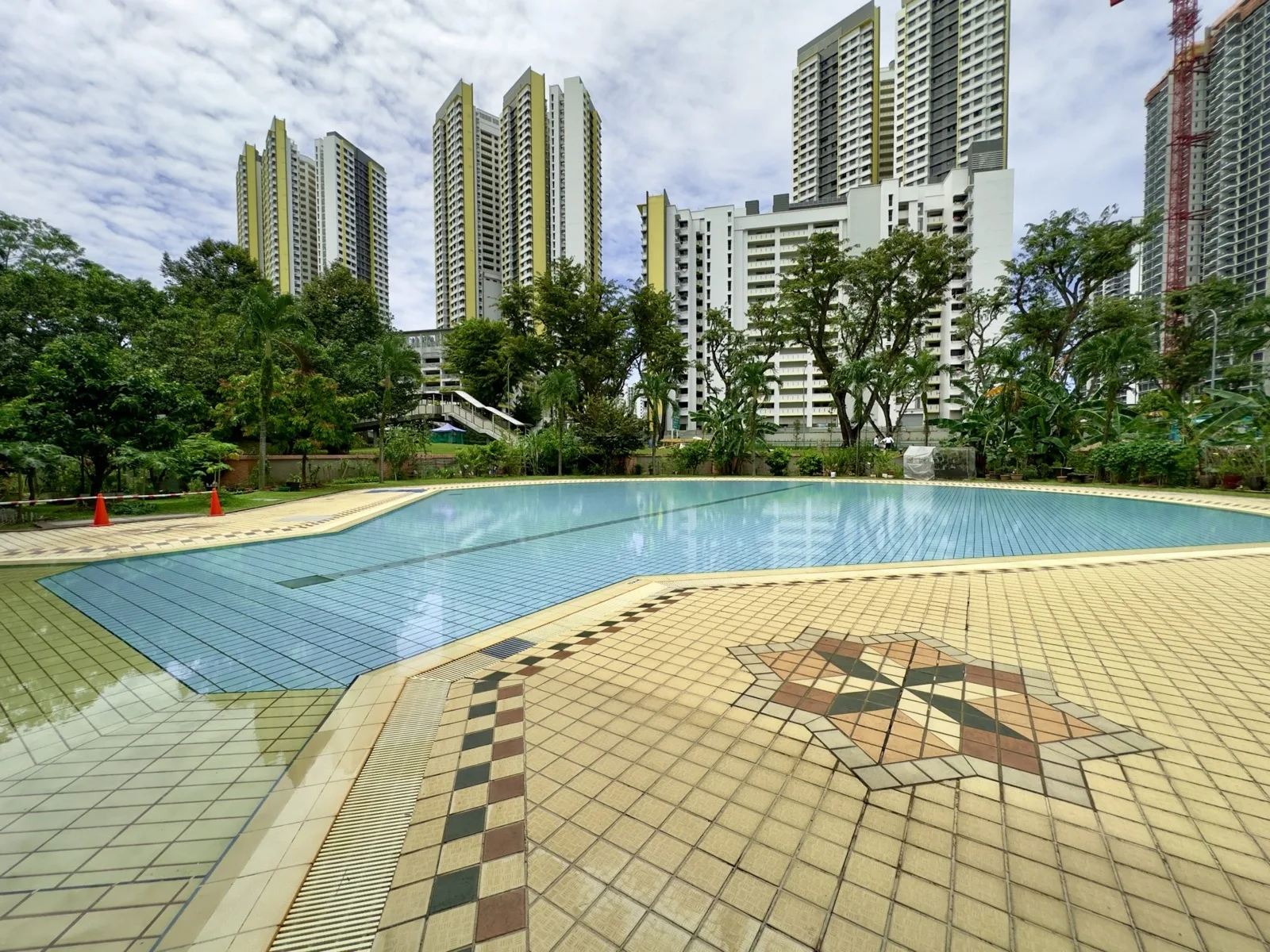 Clementi Swimming Complex